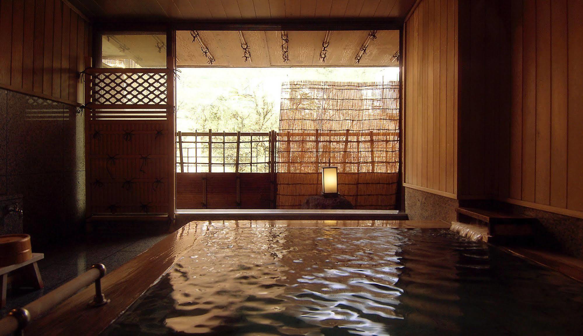 ホテル 一心館 日光市 エクステリア 写真