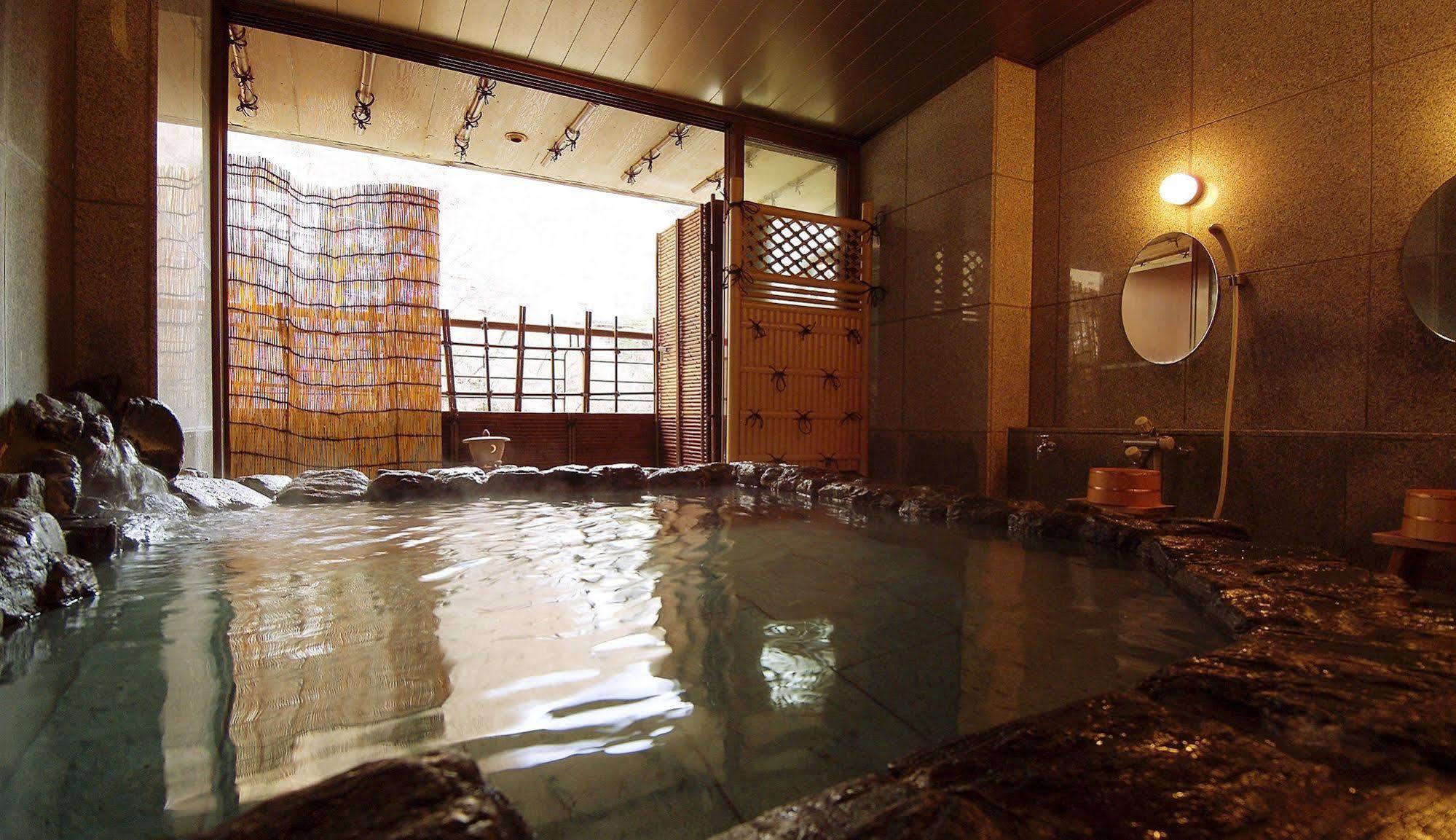 ホテル 一心館 日光市 エクステリア 写真